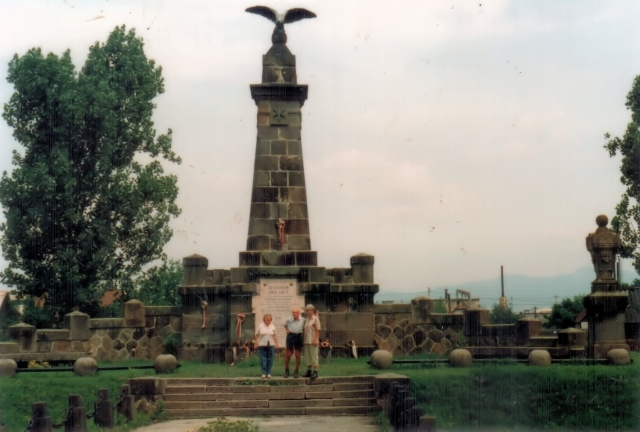 madefalvi-emlekmu-2002